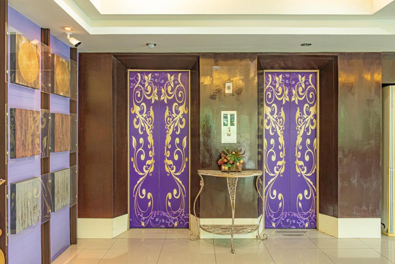 The Wing Design Hotel Bangkok Exterior foto